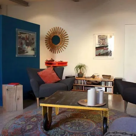 Le Bonaparte Apartment *